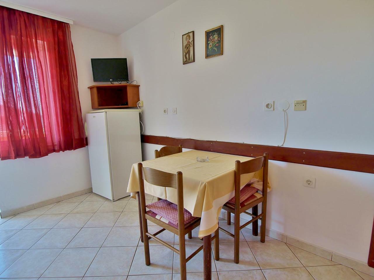 Feniks Apartmani Lopar Exteriér fotografie